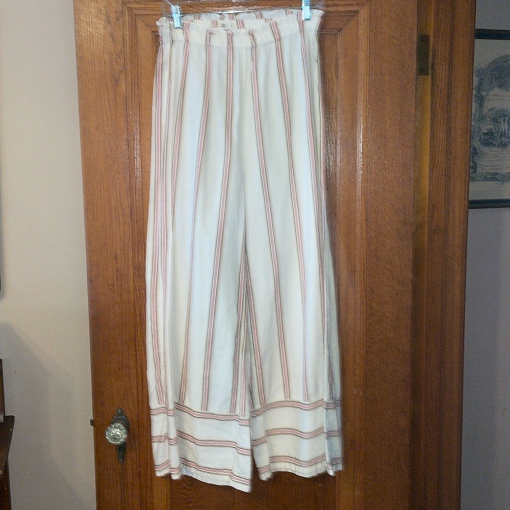 Billabong striped wide leg cotton pants; medium;